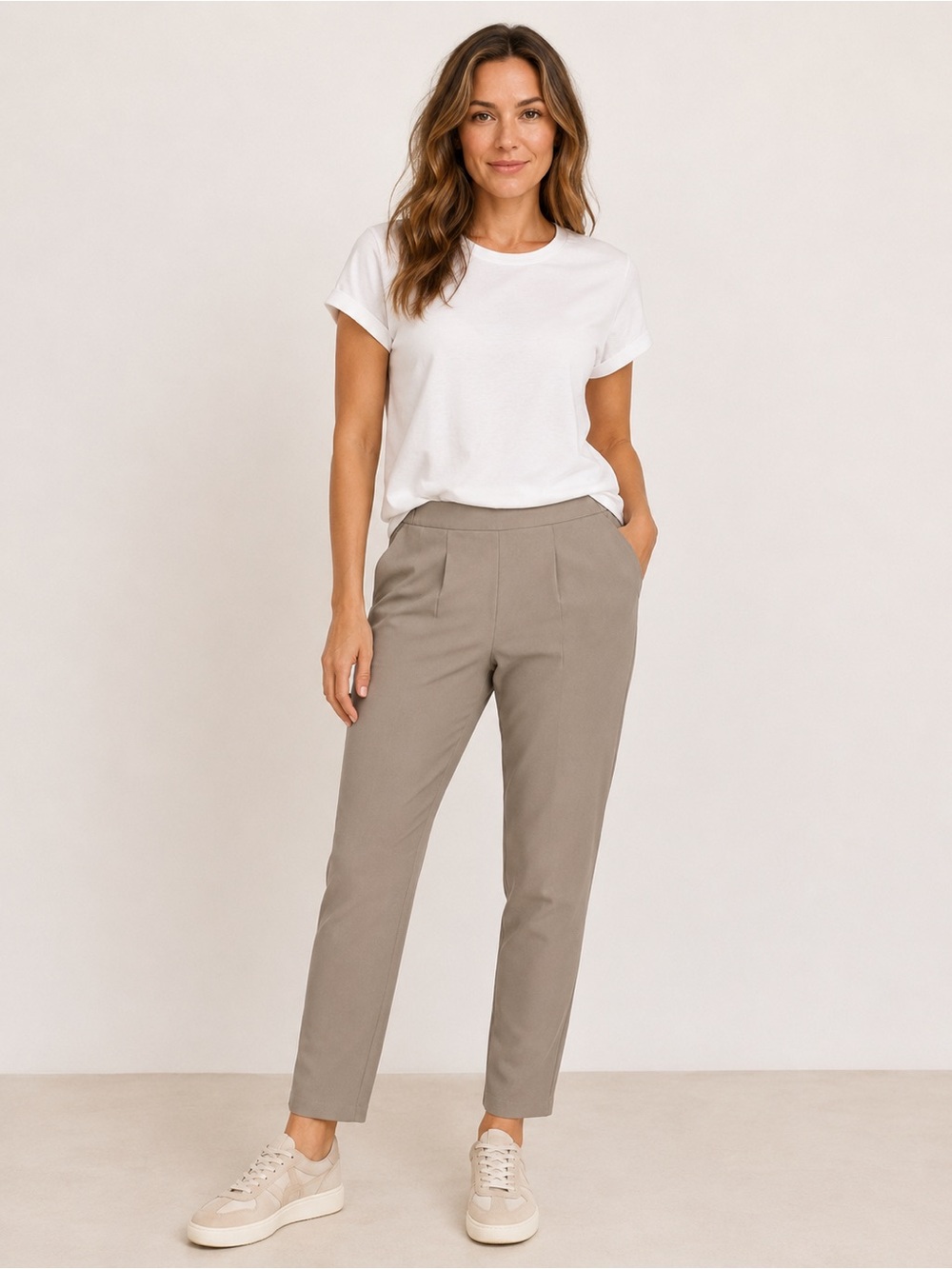 FIGS FINN Women’s Pants Medium Taupe Flex Ultra Tapered Wrinkle Resistant